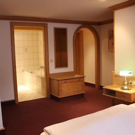 Hotel-Restaurant Johanneshof Nentershausen  Bagian luar foto